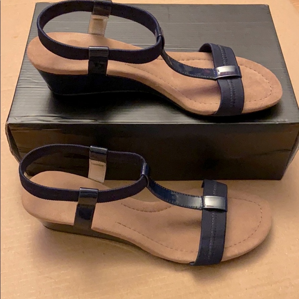 Alfani Wedge Sandal size 8M